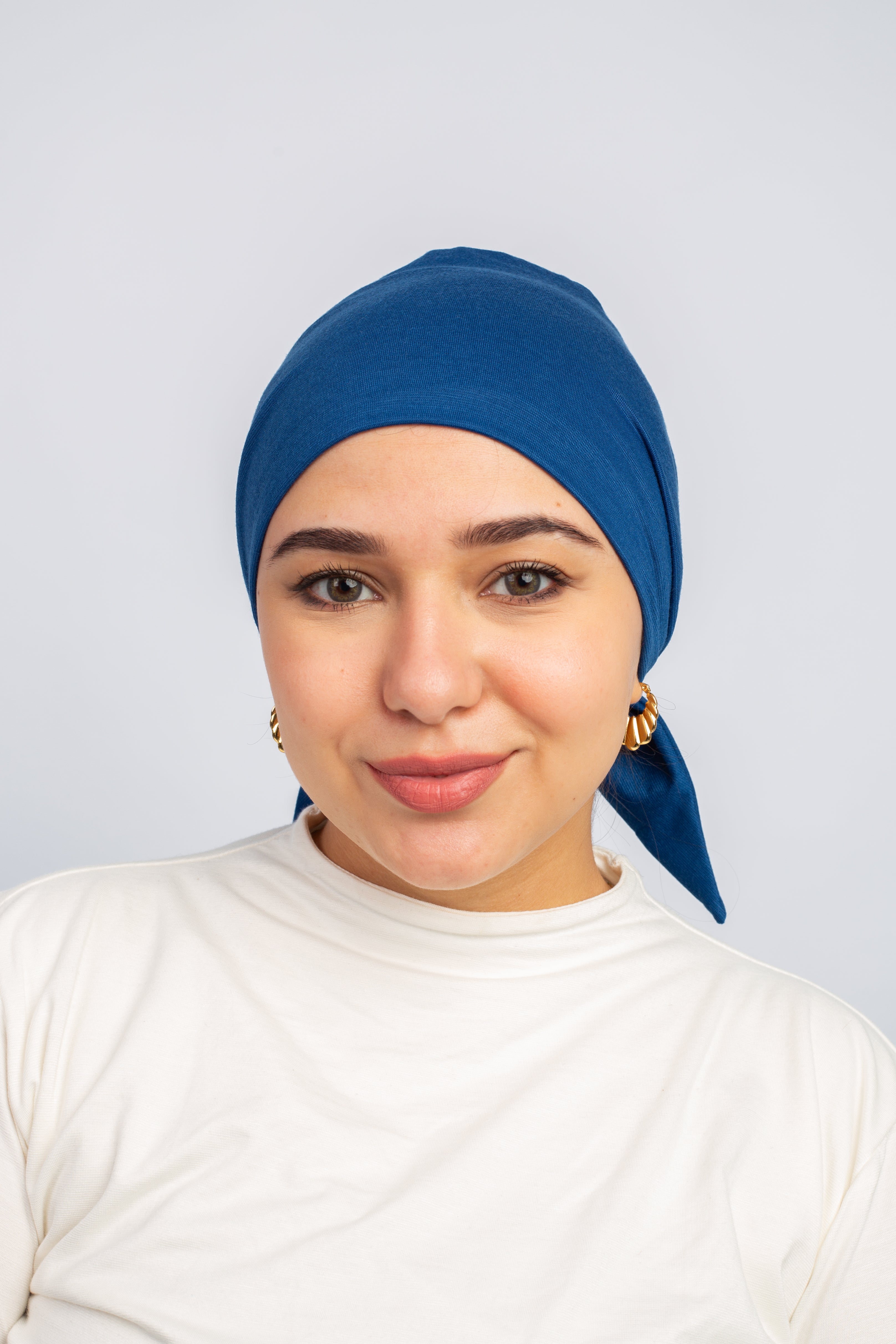 No Thread Bonnet With Ribbon