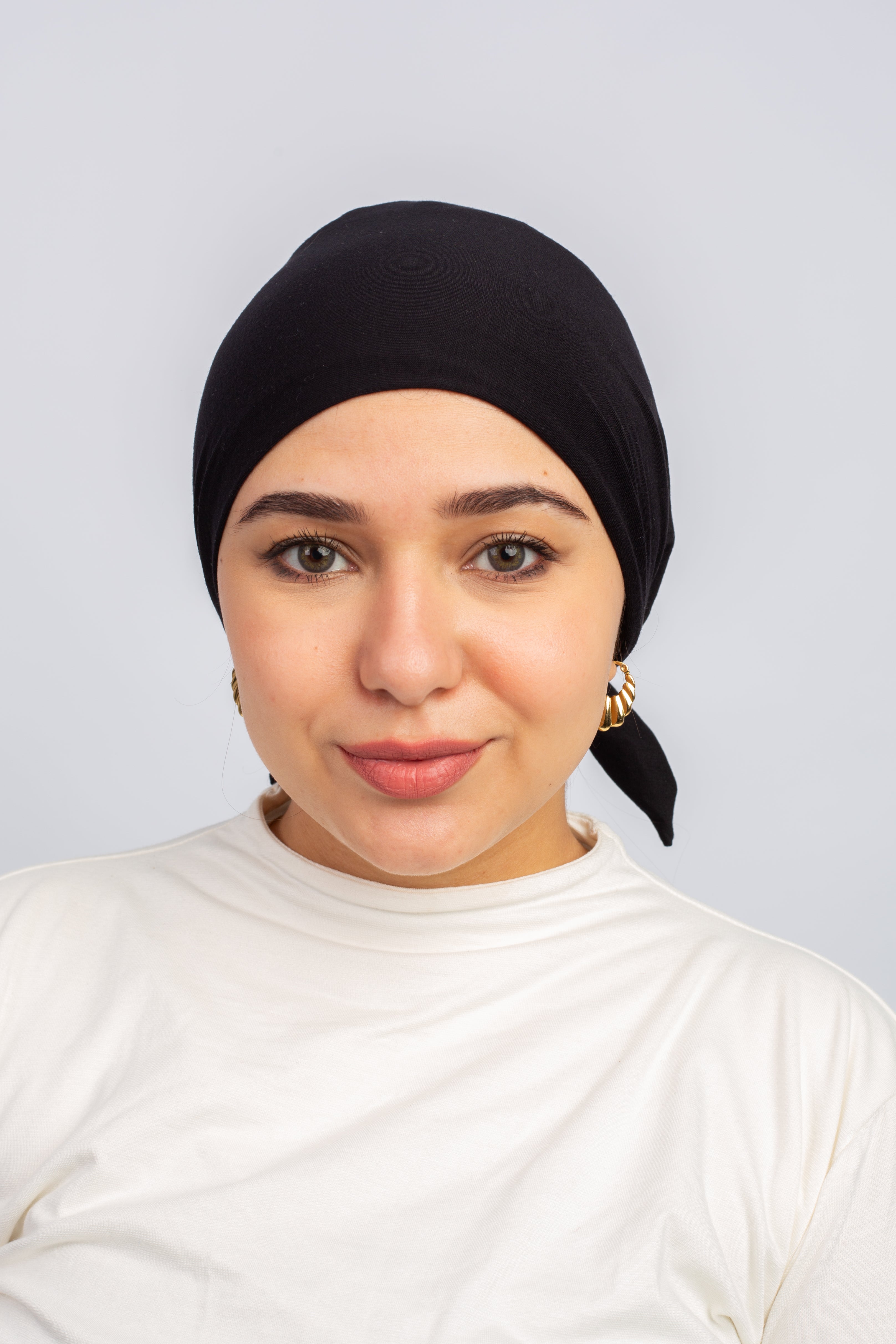 No Thread Bonnet With Ribbon