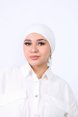 Bonnet with ribbon